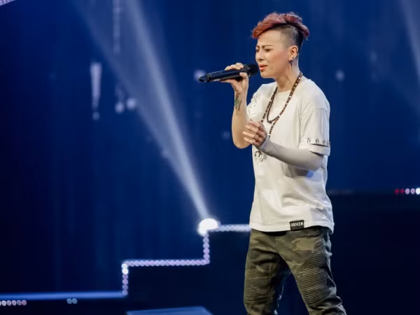 "The Debut": Đức Phúc từ chối đánh giá Tris Lương vì sự thiếu tôn trọng
