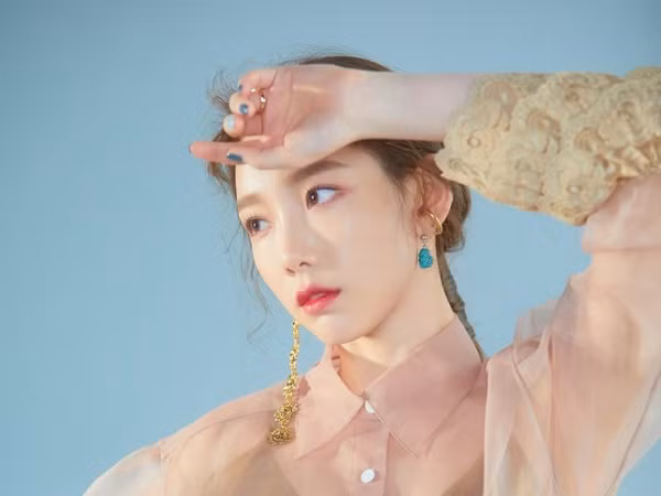 Phải chăng sắp có biến lớn, nên SM Ent bỗng dưng cưng chiều Taeyeon hết mức