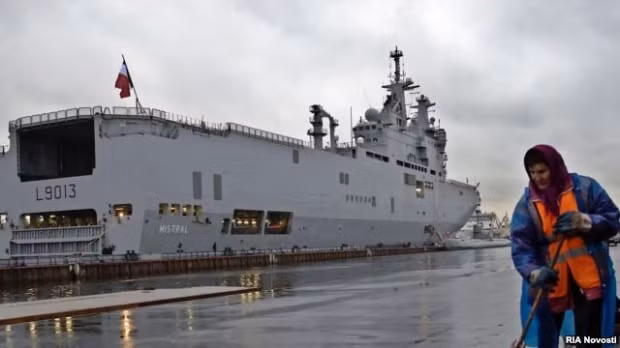 Tàu sân bay trực thăng Vladivostok