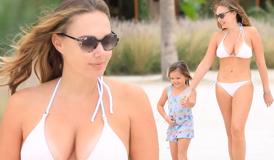Con gái tỷ phú F1 khoe thân hình nóng bỏng với bikini