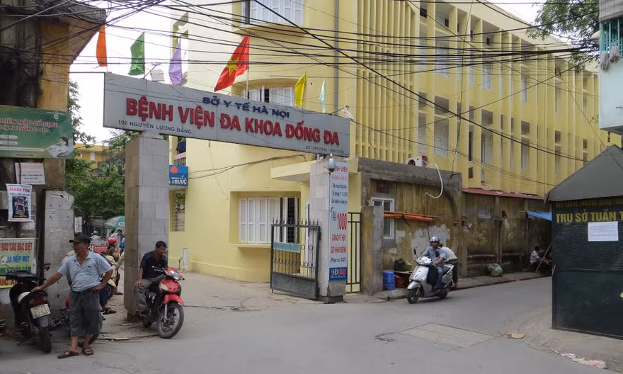 Sở Y tế cũng đã chỉ đạo bệnh viện Đa khoa Đống Đa- BV đầu ngành truyền nhiễm của thành phố, xây dựng phương án phân tuyến tiếp nhận, cấp cứu, điều trị hợp lý theo từng cấp độ dịch.