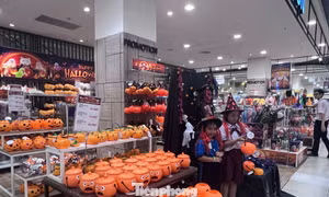 Halloween cận kề, thị trường đồ 'giả ma' vẫn ế 