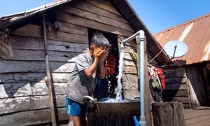 Hàng chục nghìn hộ dân phía Nam 'khát' nước sạch 