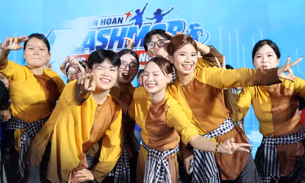 Bạn trẻ TPHCM và ASEAN hào hứng thi nhảy flashmob, trải nghiệm ở ngày hội khép lại chiến dịch tình nguyện