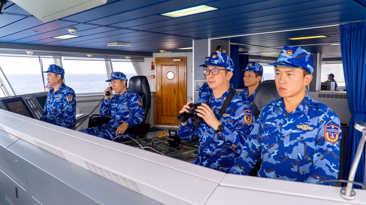 dai-ta-nguyen-minh-khanh-pho-tu-lenh-tham-muu-truong-btl-vung-csb3-truc-tiep-chi-huy-dien-tap.jpg
