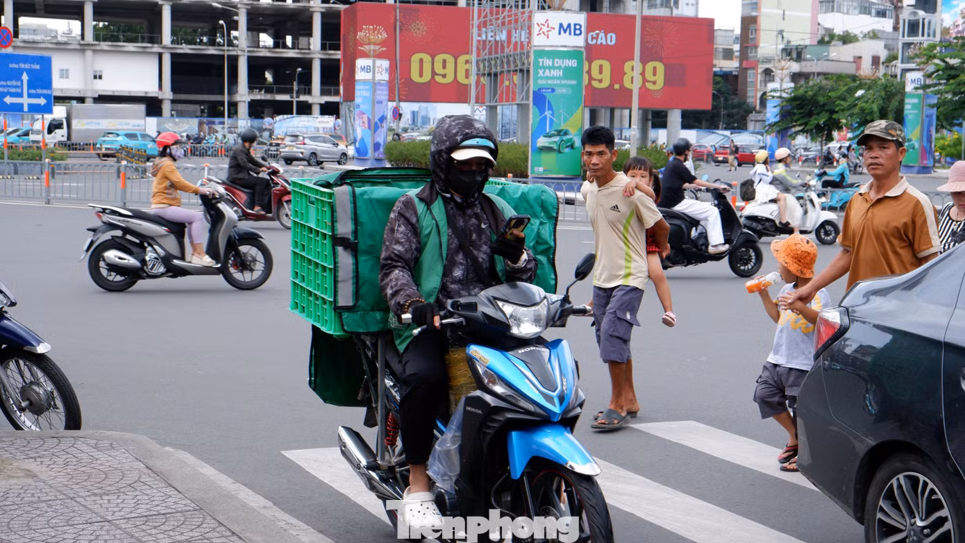 tp-xe-cong-nghe-01.jpg