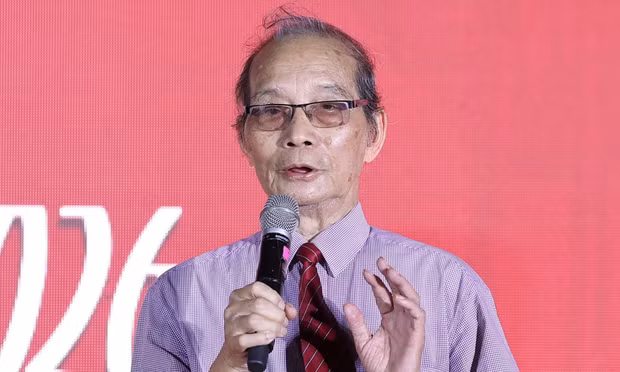 Trao giải cho nhà thơ 85 tuổi trọn đời phụng sự Hà Nội