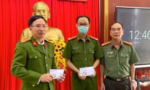 Đại uý công an bị đối tượng 'ngáo đá' dùng kéo tấn công gây thương tích