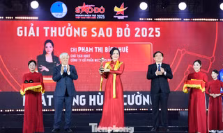 Nhà sáng lập, Chủ tịch Western Pacific Phạm Thị Bích Huệ được vinh danh Top 10 Doanh nhân Sao Đỏ 2025