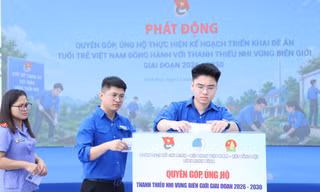 Tuổi trẻ Ninh Bình ủng hộ, đồng hành với thanh thiếu nhi vùng biên giới