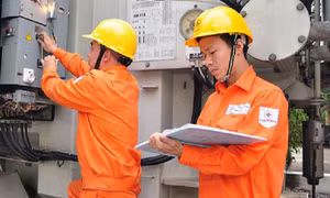 Phó Thủ tướng: Xem xét giảm giá điện từ ngày 1/11