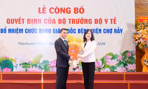 Bộ trưởng Y tế trao quyết định bổ nhiệm Giám đốc Bệnh viện Chợ Rẫy