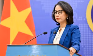 Cứu sống 45 người trong vụ chìm tàu hàng Việt Nam trên Biển Đông