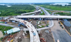 Toàn cảnh đường Vành đai 3 TPHCM qua Bình Dương trước mục tiêu thông xe trong năm 2026