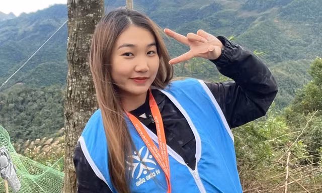 Hành trình 4 năm thiện nguyện của nữ sinh Sư phạm: 'Thanh xuân đẹp nhất khi được cho đi'