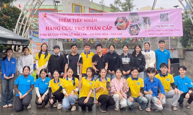 Sinh viên Huế sẵn sàng sẻ chia, chung tay hướng về bà con vùng lũ