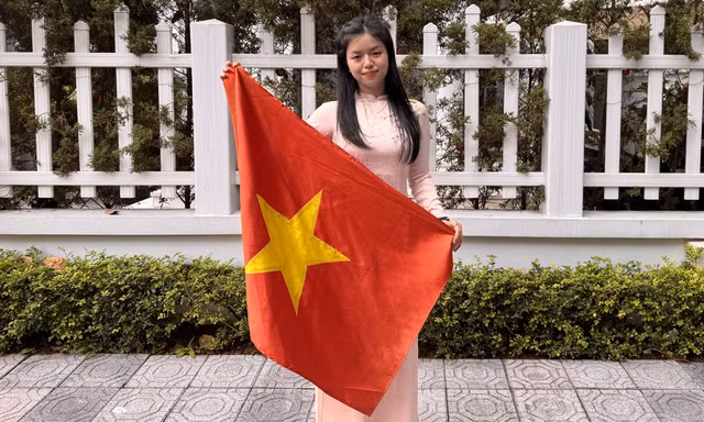 Nữ sinh 2006 viết về ‘mùi nước mắm’, chạm tới cánh cửa Đại học Cornell