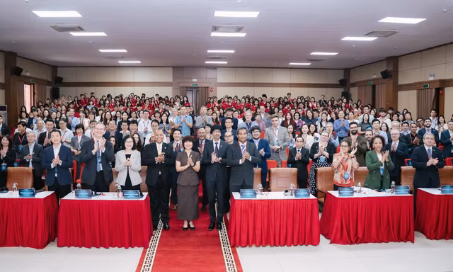 Trường ĐH Ngoại thương thúc đẩy quốc tế hóa giáo dục, mở rộng cơ hội cho sinh viên 