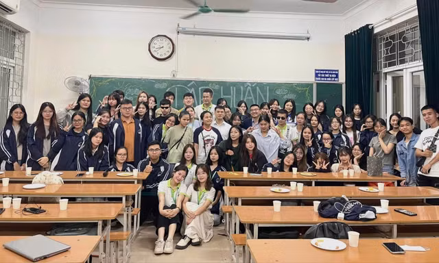 Hy vọng nảy nở từ Hoa Đá