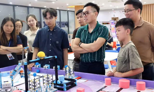 Cơ hội dành cho học sinh Việt Nam chinh phục sân chơi Robotics lớn nhất thế giới