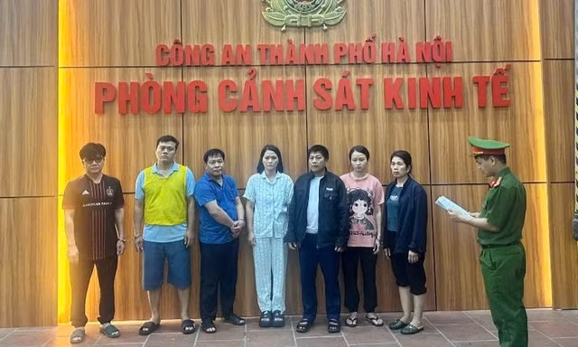 Hà Nội kỷ luật hơn 20 đảng viên, khai trừ ra khỏi Đảng 2 cựu cán bộ