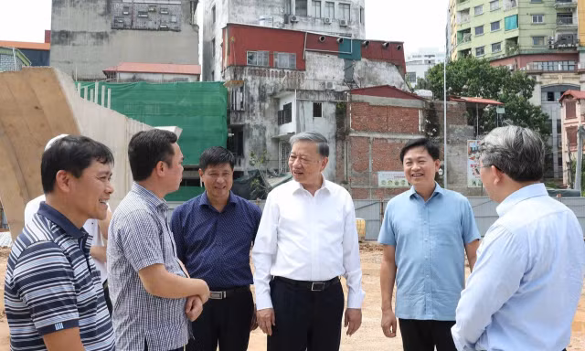 Tổng Bí thư, Chủ tịch nước chỉ đạo sớm thông xe toàn tuyến đường Vành đai 1 