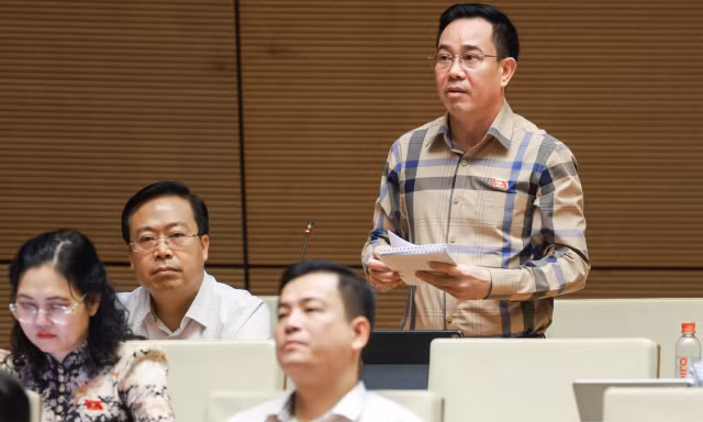 Cảnh báo rủi ro cho người mua nhà từ những khoản thu núp bóng