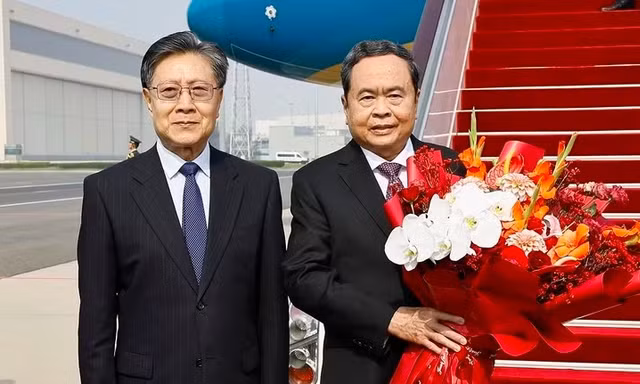 Chủ tịch Quốc hội Trần Thanh Mẫn bắt đầu thăm chính thức Trung Quốc