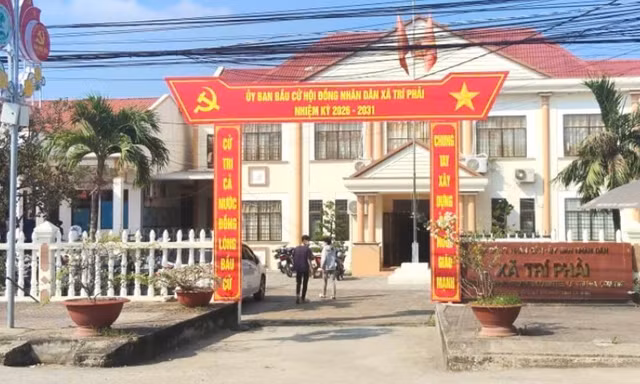 Hy hữu vụ chính quyền xã kiện dân ra tòa đòi lại đất công cho thuê
