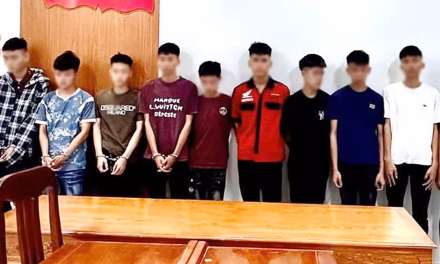 Mâu thuẫn khi livestream trên TikTok, hai nhóm hẹn nhau 'giải quyết' bằng dao phóng lợn