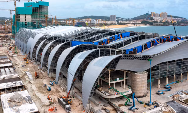 Thi công xuyên kỳ nghỉ lễ trên đại công trường ở Phú Quốc