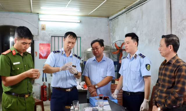 Xí nghiệp rượu Mẫu Sơn bị xử phạt do vi phạm quy định bảo quản