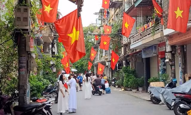 Người tham gia cấp ủy chi bộ thôn, tổ dân phố không được quá 65 tuổi 
