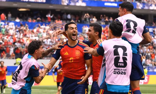 TIN NÓNG WORLD CUP: Tây Ban Nha ‘quật ngã’ Bỉ 2-1, 'Siêu dự bị' tiếp tục lên tiếng