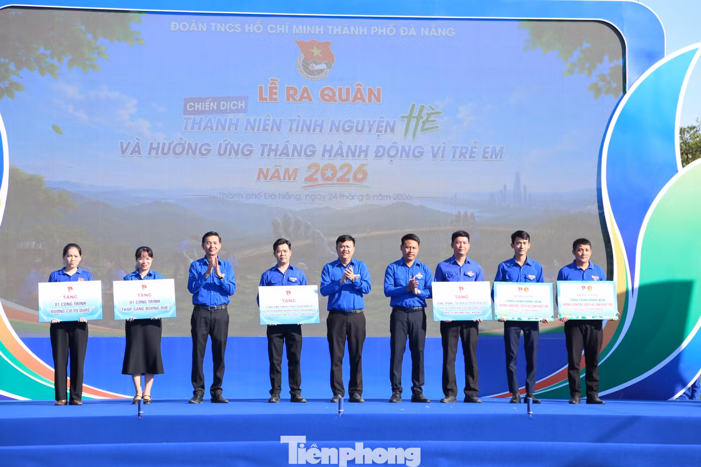 tp-tu-doan-chu-nhat-xanh-5.jpg