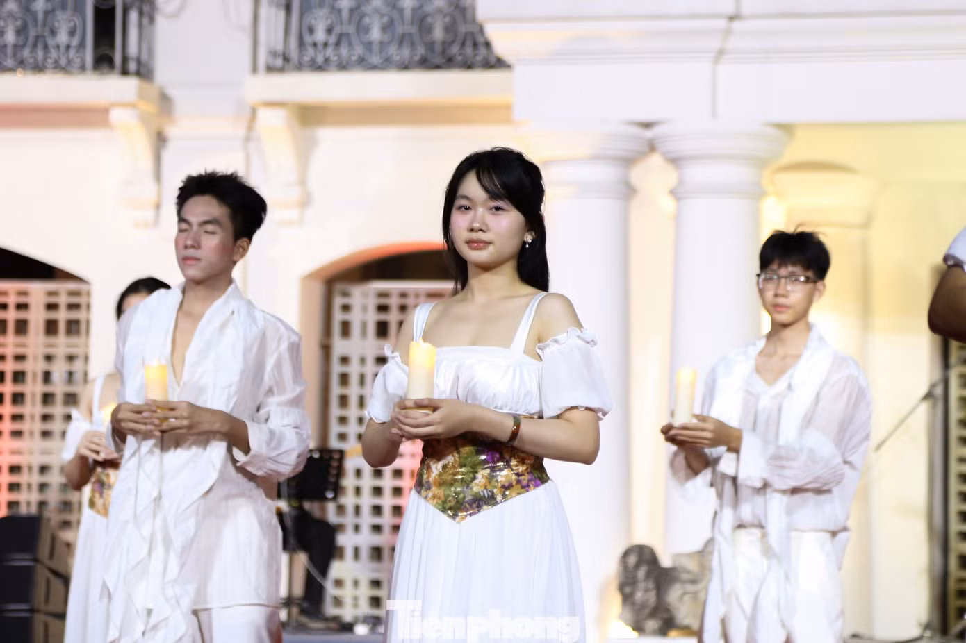 tp-danang-concert-2-15.jpg