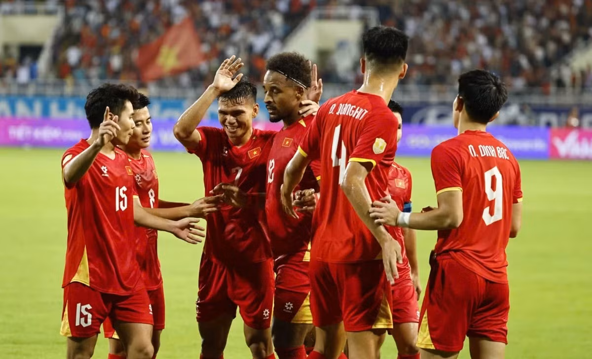ĐT Việt Nam vượt qua Malaysia với tổng tỷ số 4-0 tại bán kết ASEAN Championship 2026.