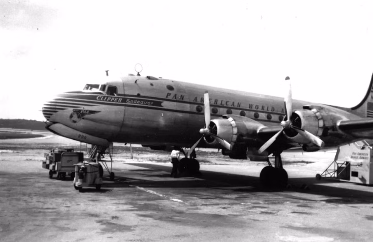 Vụ tai nạn Pan Am năm 1952 đã góp phần thay đổi quy định an toàn hàng không.