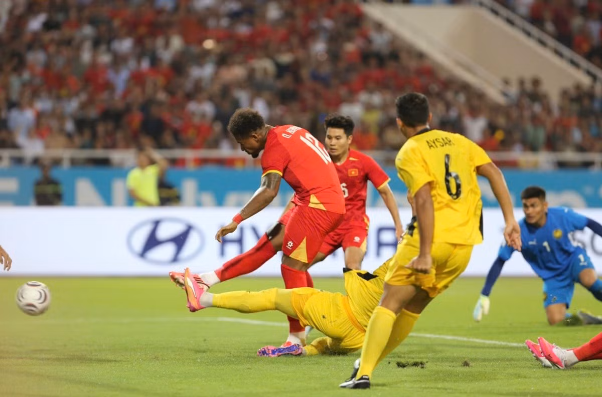 ĐT Việt Nam thi đấu với Malaysia ở lượt về bán kết ASEAN Cup 2026 tại Mỹ Đình
