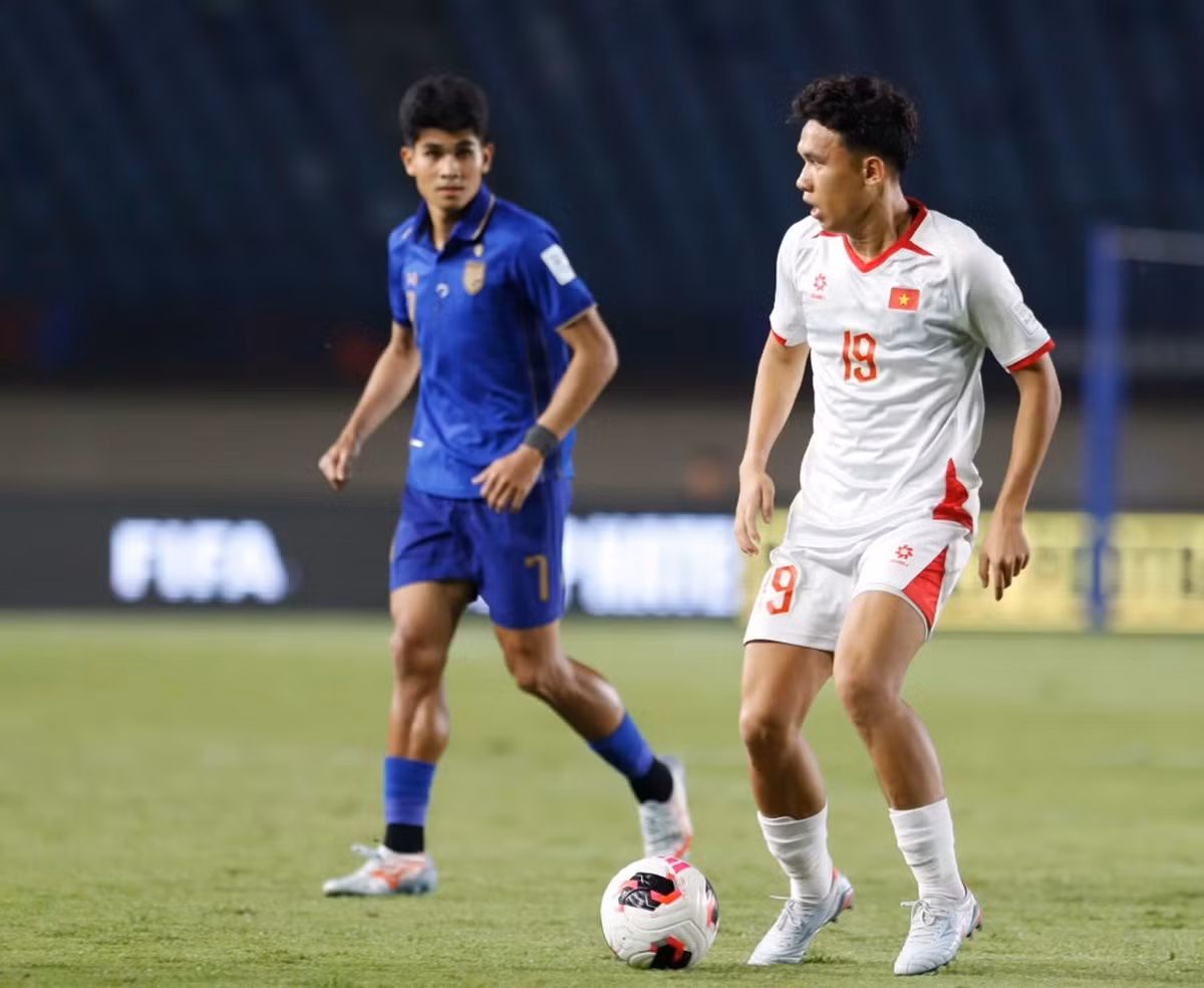 cầu thủ ĐT Việt Nam đá với đt Thái Lan tại FIFA ASEAN Cup 2026