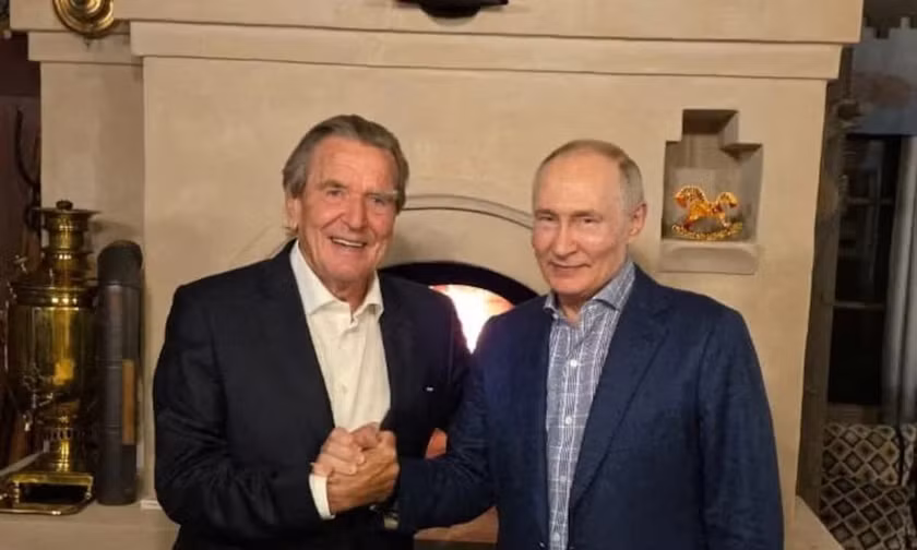 Đức phản ứng vì cựu thủ tướng dự sinh nhật Tổng thống Nga Putin