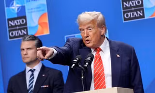 Tổng thống Mỹ Trump dọa giáng đòn mạnh, tuyên bố Iran sẽ phải 'trả giá' sau vụ tấn công căn cứ Mỹ