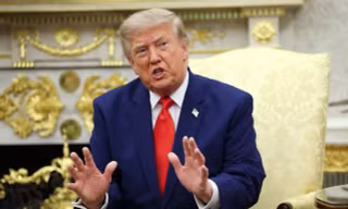 Tổng thống Trump tuyên bố Mỹ sẽ sớm tấn công 'pháo đài ngầm' Pickaxe của Iran