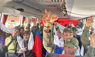 Nga - Ukraine trao đổi tù nhân ngay trước hội nghị thượng đỉnh Nga - Mỹ