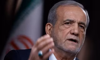 Iran tuyên bố đang trong 'cuộc chiến toàn diện' với Mỹ