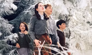 Chờ Biên Niên Sử Narnia dài cổ, Netflix còn làm phim không hay đã “xếp kho”?