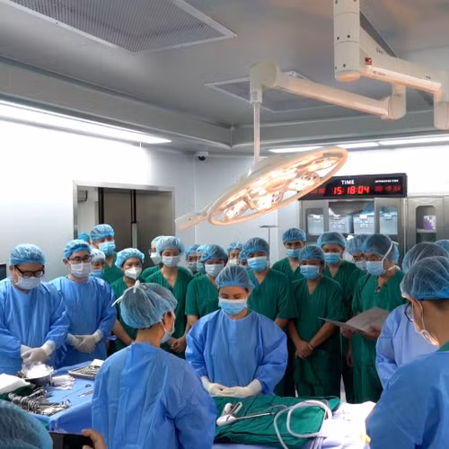 Phút cuối xúc động tiễn biệt nữ bác sĩ hiến tạng, cứu sống ba người 