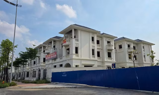Giá biệt thự, liền kề tại Hà Nội diễn biến ra sao?