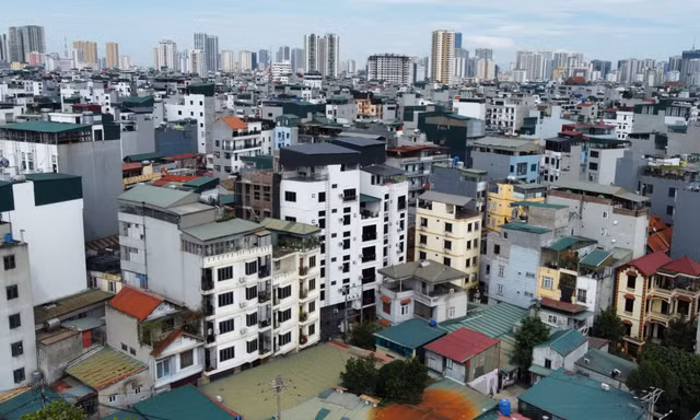 Giao dịch nhà đất thổ cư Hà Nội nhiều nơi giảm trên 60%