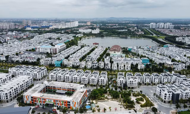 Khi nào kiểm soát, minh bạch nhà đất của từng người?